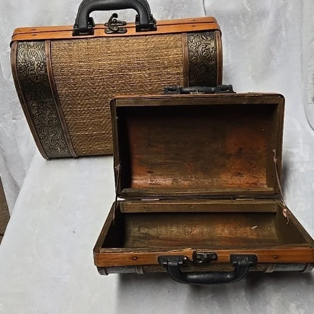 Vintage Nested Woven Storage Trunk Suitcase Set Boho Farmhouse Decor Pair 2 pc